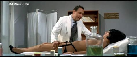 Il Medico Della Mutua Nude Scenes Review