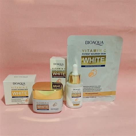 Kit Blanqueador White Vitamina C Bioaqua Negos