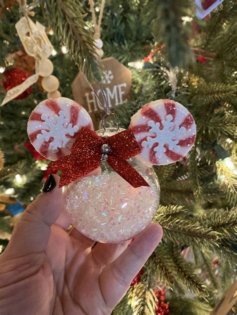 Pin By Amanda Rawlings On Christmas Diy In Disney Christmas