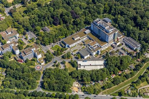 Gelsenkirchen Aus Der Vogelperspektive Klinikgel Nde Des Krankenhauses