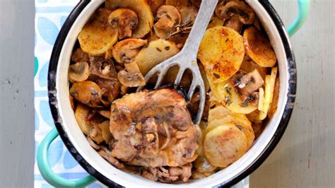 Rago T De Collier Dagneau Aux Pommes De Terre Et Champignons De Paris