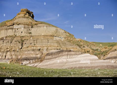 Canada Saskatchewan Big Muddy Of Bath Country Scenery Rock Stock