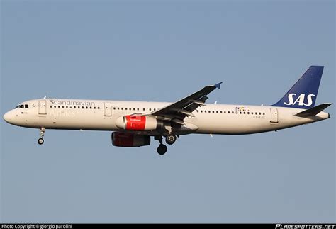 Oy Kbe Sas Scandinavian Airlines Airbus A Photo By Giorgio