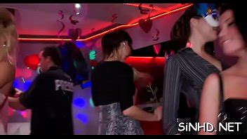 Baile seductor con mujeres increíblemente hermosas XVIDEOS