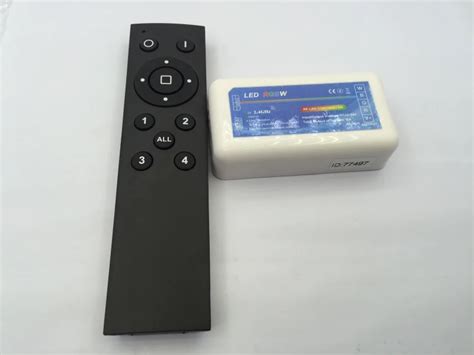 2pcs 2 4G RF Remote Control Controller 4 Zone RGBW Controller Of 2 4G