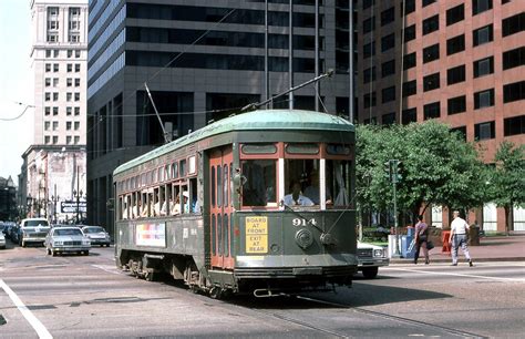 Rta New Orleans Perley Thomas Car Inbound On Carondel Flickr