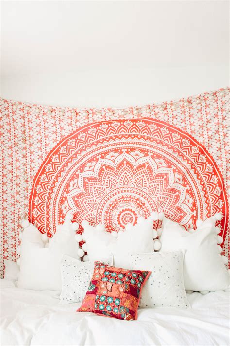 18 Ways To Make Your Bedroom Feel Cozy This Fall By Sophia Lee