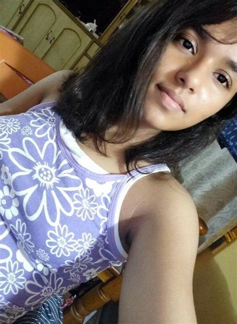 Indian Beautiful Teen Girlfriend Leaks Desi New Semi Nude Masked No Face Videos Pics