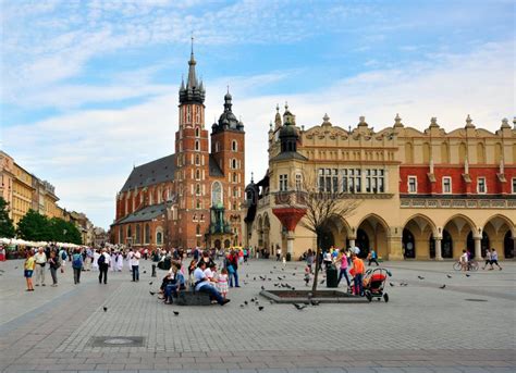 Marktplatz Von Krakau Polen Redaktionelles Stockbild Bild Von