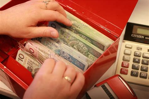 Banknoty które trzeba wymienić Niektóre z nich mogą stracić wartość i