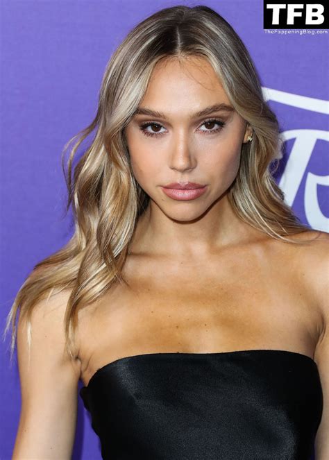 Alexis Ren Page 8 Nude Celebs The Fappening Forum