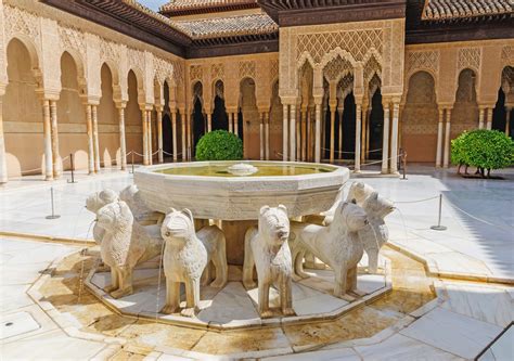 Alhambra Entrada y tour guiado con Palacios Nazaríes