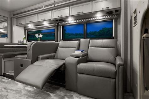 Thor Chateau Class C Motorhomes Artofit