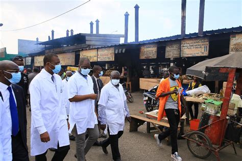 Visite Labattoir De Port Bou T Sidi Tour Satisfait Du Travail Fait