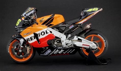 Tamiya Repsol Honda Rc V International Scale Modeller