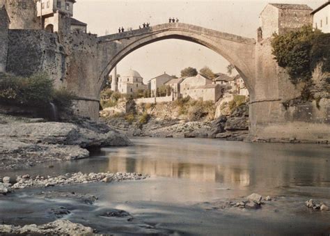 Bosnien Herzegowina Mostar Alte Bruecke April Minutos Es