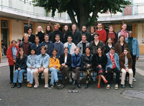 Photo de classe BTS Action Commerciale 2ème année de 1999 Lycee Sainte