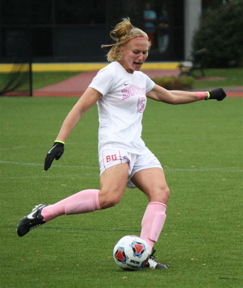 Womens Soccer Red Hot Extends Unbeaten Streak To Seven The Daily Free Press