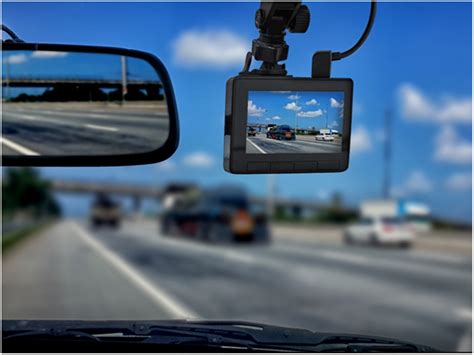 Top 5 Advantages Of Using A Gps Tracker With Dash Cam For Your Fleet