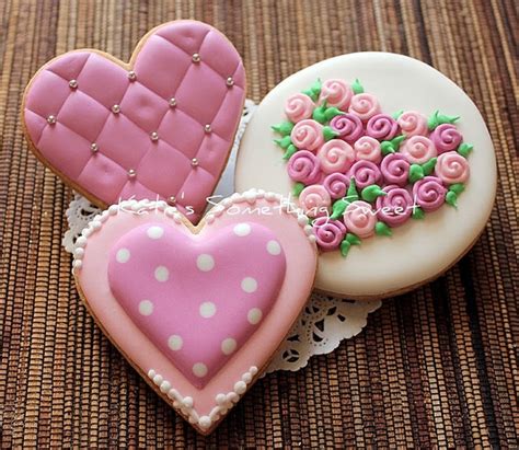 (Adorable!) Valentine's Day CookiesApplePins.com