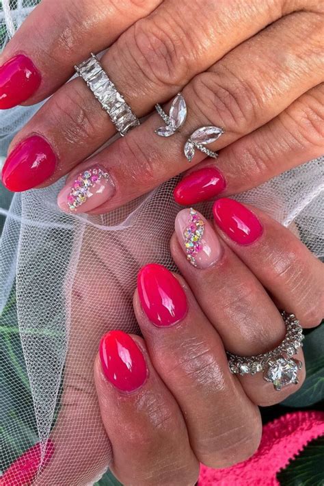 Hot Pink Summer Nails That Make A Bold Statement