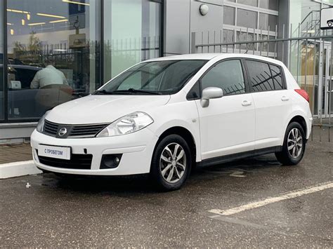 Купить б/у Nissan Tiida I 1.6 AT (110 л.с.) бензин автомат в Афонино ...