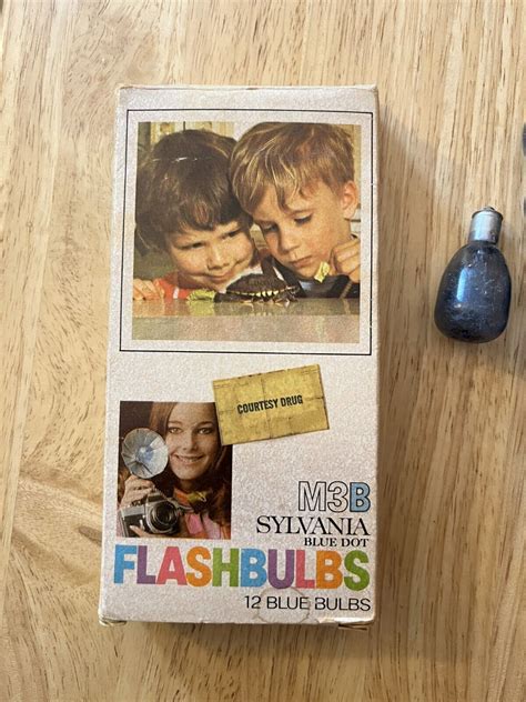 Sylvania M B Blue Dot Flashbulbs X In Original Box Ebay