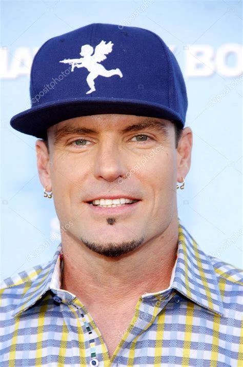 Musician Vanilla Ice Stock Editorial Photo © Popularimages 107755438