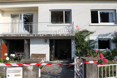 Bouzonville Explosion Dune Bouteille De Gaz Dans Sa Maison Un