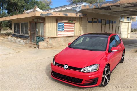 2015 Volkswagen Golf Gti What S It Like To Live With Edmunds