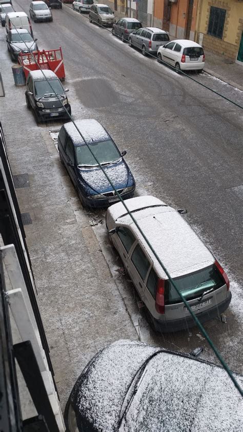 Mezza Sicilia Tra Freddo E Neve Si Imbianca Anche Palermo Giornale