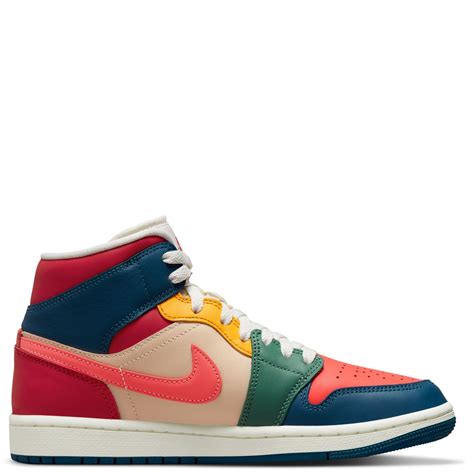 Jordan Air 1 Mid Se Dn3738 400 Shiekh
