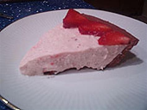 No Bake Yogurt And Cool Whip Pie Recipe Cool Whip Pies Yogurt Pie