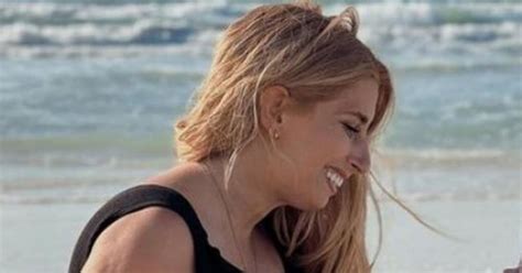 Stacey Solomon Pours Famous Curves In Black Bikini As She Wows In Beach