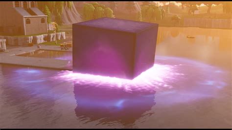 Fortnite The Cube Sinking Into Loot Lake Battle Royale Youtube