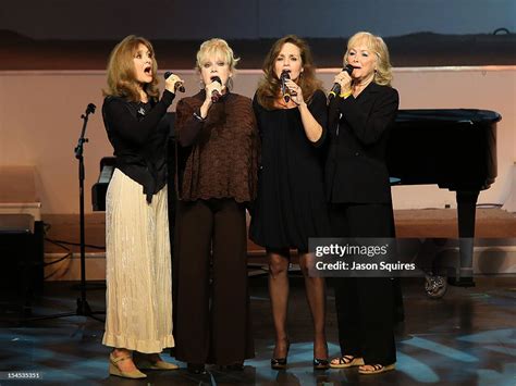 Singers Kathy Janet Mimi And Deedee Of The Lennon Sisters Attend A News Photo Getty Images