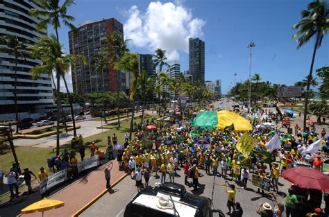 Em Protesto Baixa Ades O Manifestantes Defendem Lava Jato E