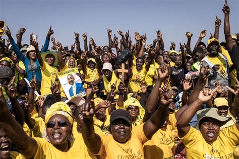 Zimbabweans Cast Votes In Crucial Elections Amid Sky High Inflation Cnn