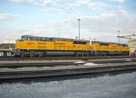 CSX begins testing EMD SD70ACe T4 demonstrators | Trains Magazine