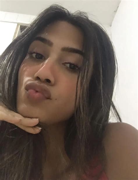 Brazilian Babe Scrolller