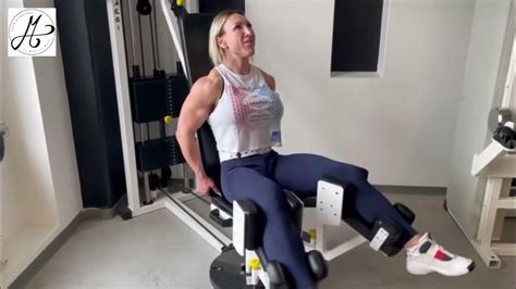 IFBB PRO Modesta Halby glutes & hammies workout - YouTube