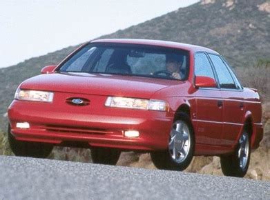 1993 Ford Taurus Specs & Feature Comparisons | Kelley Blue Book