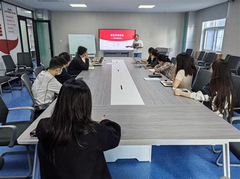 立德树人 垂范引领——经济学院组织开展秋季学期骨干教师第四期示范课观摩活动 湖北商贸学院经济与管理学院