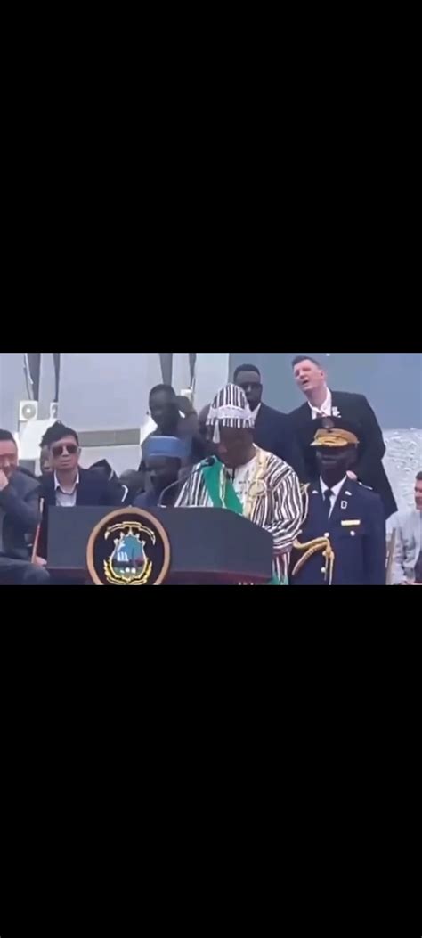 Liberia S New President Faints Rushed Off Podium During Inauguration