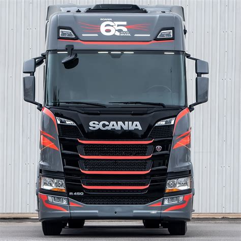 Um Caminh O Especial Para Celebrar Os Anos De Scania No Brasil