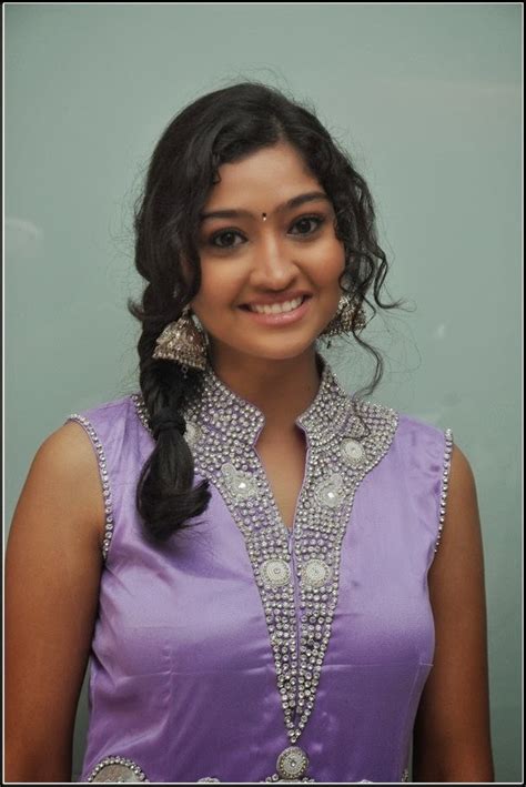 ACTRESS HOT AND SPICY PHOTOS Tamil Serial Actress Hot Image