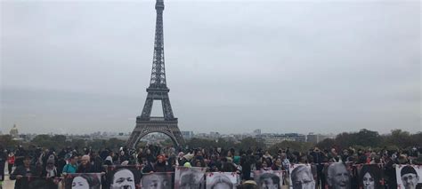 Fondation Danielle Mitterand Le Peuple Krenak Et France Libert S Au