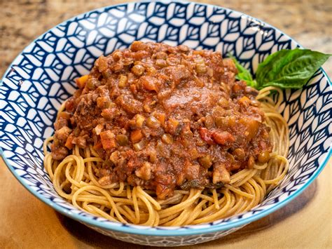 Easy Vegan Bolognese Sauce Easy Smart Vegan