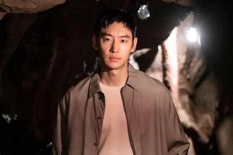 Profil Dan Biodata Lee Je Hoon Lengkap Dengan Akun Media Sosial Dan