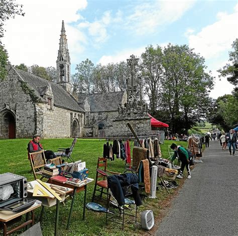 Briec À Briec 800 entrées payantes au troc et puces de Saint Venec